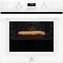Electrolux EOF3H40BW weiß / Einbaubackofen / 65 l / Energieeffizienzklasse A / AquaClean / Heißluftkonvektion