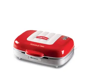 Ariete 1972/00 Party Time 3-in-1 rot / Sandwichmaker / 700 W / 3 Kochplatten
