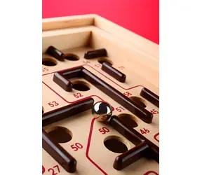Brio Labyrinth braun, schwarz / Geschicklichkeitsspiel / Holz / ab 6 Jahren