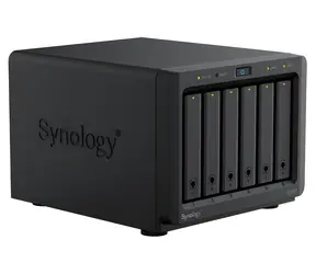 Synology FS200T / NAS / 6× 2,5" SATA SSD / 4 GB DDR4 / Intel Celeron J4125 / 2,5 GbE + 1 GbE