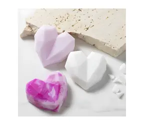Kreatives Seifenherstellungsset „Herzen“ in Rosa / Kreativset / 3 herzförmige Seifen / Marmorierung