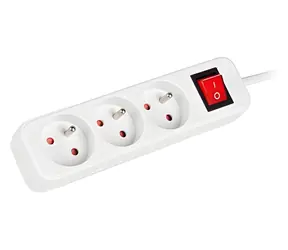 Lanberg Verlängerungskabel weiß / 3 Steckdosen / 1,5 m / 230 V / mit Schalter
