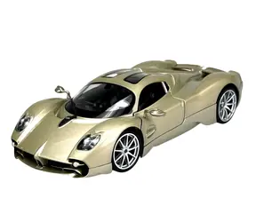Welly Modellauto Pagani Utopia Gold / 1:24 / ab 8 Jahren