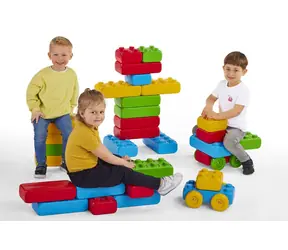 MARIOINEX Bauwürfel-Set mit Rädern / 30 Teile / ab 2 Jahren