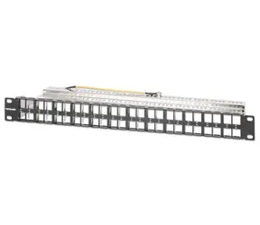 Intellinet 721028 / Patchpanel / 48 Ports / RJ-45 / 1 HE / 19" / PoE