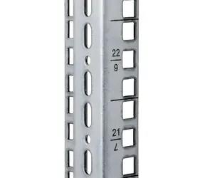 Triton Vertikalschiene 4U / Vierkantloch 9,5 x 9,5 mm