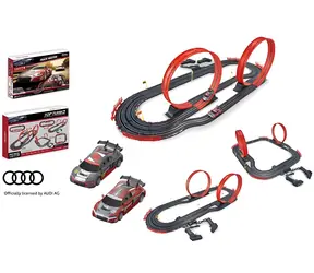 MADE Audi lizenzierte Rennstrecke / 560 cm / USB-Stromkabel