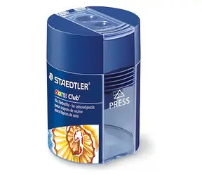 Staedtler Noris Club Doppelrundspitzer blau / Bleistiftspitzer / manuell / 2 Löcher /  8,2-10,2 mm