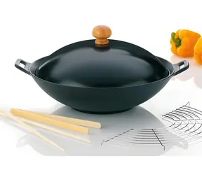 KELA Wok-Gusseisenpfanne 36 cm / Wok / Gusseisen / 5-teiliges Zubehör
