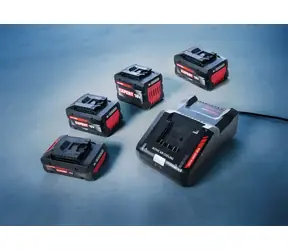 BOSCH EXAL18V-160 schwarz / Ladegerät / AMPShare Alliance / 18V / 16A