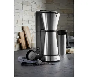 WMF Küchenminis Aroma Thermo to go black / Filterkaffeemaschine / 870 W / LCD-Display