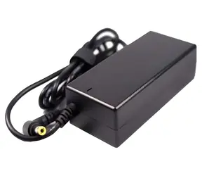 Asus Netzteil 65W 19V / Netzadapter / 100-240V / 19V / 3,42A / schwarz