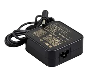 Asus Netzteil 65 W 3,42 A schwarz / Laptop-Netzteil / 19 V