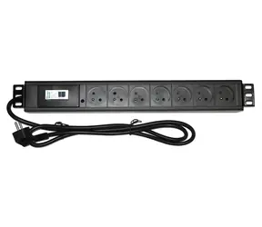 Xtendlan 19"-Verteilerkasten 7x230V (ZASUSKA7B1-19) / Verteilerkasten / ČSN / Schalter / Überstromschutz / 1,8 m