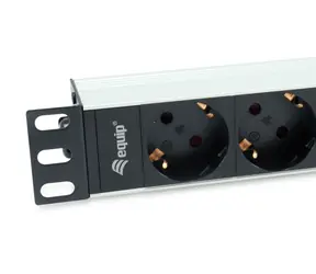 Equip "-Aluminium-Steckdosenleiste / PDU / 1U / SCHUKO - 4X CEE 7/5 / 16 A / 3500 W