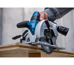 BOSCH GKS 18V-57-2 Professional / Akku-Kreissäge / 18 V / Schnitttiefe 57 mm / ohne Akku und Ladegerät