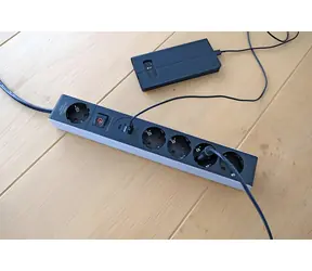 Brennenstuhl Verlängerungskabel mit 5 Steckdosen, grau/schwarz / Verlängerungskabel / USB-C PD 45 W / 2x USB-A / 1,5 m