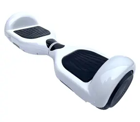Eljet Scooter Lite weiß / Elektroroller / 6,5"-Räder / 2 × 250 W / bis zu 10 km/h / Reichweite 8 km