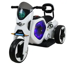 RACCEWAY® Kinder-Elektrodreirad weiß / Dreirad / 6V 25W / 2,5-3,5 km/h / Tragfähigkeit 25 kg / ab 3 Jahren