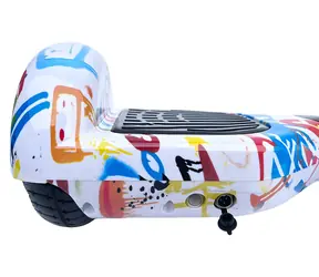 Eljet Scooter Lite Crazy White / 2 x 250 W / Geschwindigkeit: 10 km/h / Reichweite: 5-8 km / Zuladung: 100 kg