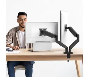 j5create Ergonomische Doppelmonitorhalterung, schwarz / Monitorhalterung / Tragkraft 16 kg / 17-32 Zoll / 360°-Drehung