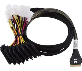 Adaptec SlimSAS SFF-8654 8i - 8x U.3 SFF-8639 Kabel / SAS-Kabel / intern / 0,8 m / Tri-Mode SAS, SATA, NVMe
