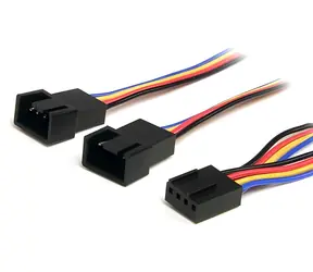 StarTech Y-Kabel für Lüfterstromversorgung / Y-Kabel / Molex 4-polig / 30,5 cm