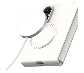 Araree Aero Flex M cremefarbene Hülle für Samsung Galaxy Z Fold8 / MagSafe / Qi2