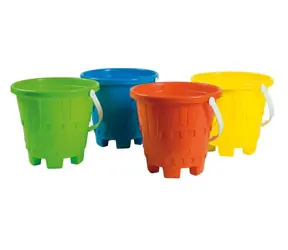 ANDRONI Eimer auf Beinen, Farbmix / Sandspielzeug / Durchmesser 10 cm / Höhe 15 cm / ab 3 Jahren