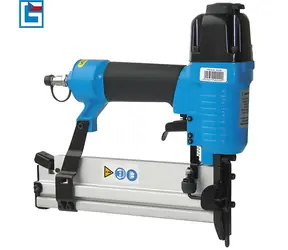 Güde 40220 KOMBI / Druckluft-Tacker und -Nagler / Klammern 13-40 mm / Nägel 15-40 mm / Transportkoffer