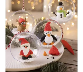 CREATIV COMPANY Kreatives Set zum Basteln von Weihnachtskugeln / ab 5 Jahren