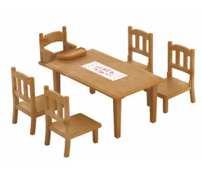 Sylvanian Families Furniture - Esstisch mit Stühlen / ab 3 Jahren