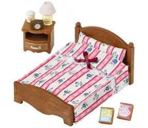 Sylvanian Families Furniture - Doppelbett mit Nachttisch / ab 3 Jahren