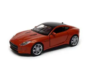 Welly Jaguar F-Type Coupé dunkelorange / 1:34 / ab 8 Jahren