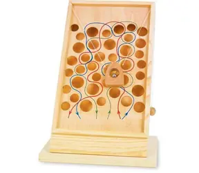 Small Foot Holzspielpfad für Kletterer / ab 3 Jahren