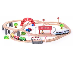 Woody Train mit elektrischer Maschine und Viadukt 60 Teile / ab 3 Jahren