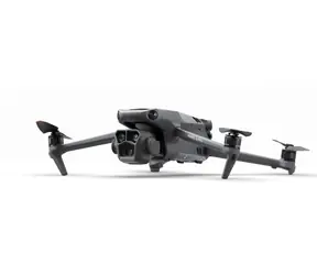 DJI Mavic 3 Pro (DJI RC) / Quadrocopter - Drohne / 5,1K-Kamera / 4/3" CMOS Hasselblad
