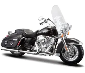 Maisto Harley Davidson FLHRC Road King Classic 2013 / Maßstab 1:12 / ab 3 Jahren