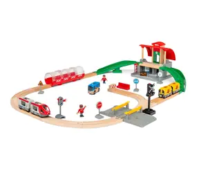 Brio Hauptbahnhof-Set / ab 3 Jahren
