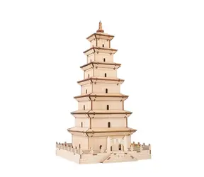 Woodcraft 3D-Holzpuzzle Große Wildganspagode / 107 Teile / ab 14 Jahren / Schwierigkeit: einfach 