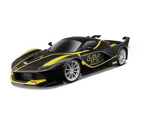Maisto RC Ferrari FXX K schwarz / RC-Car / Maßstab: 1:14 / Fernbedienung / 2,4GHz / ab 5 Jahren