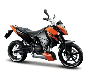 Maisto KTM 690 DUKE 3 / Maßstab 1:12 / ab 3 Jahren 