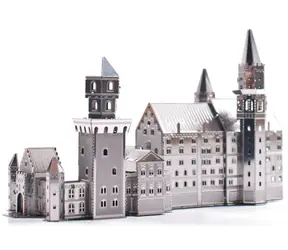 Metal Earth 3D Puzzle Schloss Neuschwanstein / 33 Teile / ab 14 Jahren