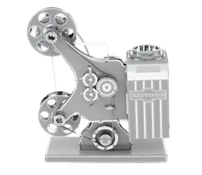 Metal Earth 3D Puzzle Filmprojektor / 61 Teile / ab 14 Jahren