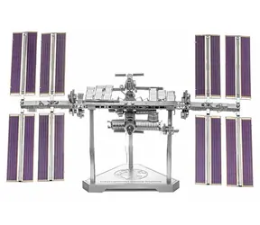 Metal Earth 3D Puzzle Internationale Raumstation / 118 Teile / ab 14 Jahren