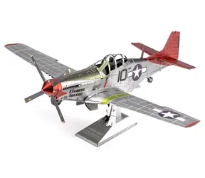 Metal Earth 3D Puzzle Tuskegee Airmen P-51D Mustang / 46 Teile / ab 14 Jahren