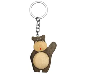 2Kids Toys Großer hölzerner Schlüsselanhänger Nilpferd stehend / ab 3 Jahren