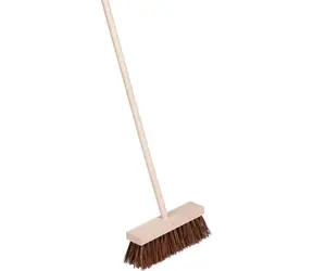 GOKI Kinderbesen mit Naturborsten 97cm / ab 3 Jahren