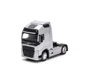 Welly Volvo FH4 Kurztraktor 1:32