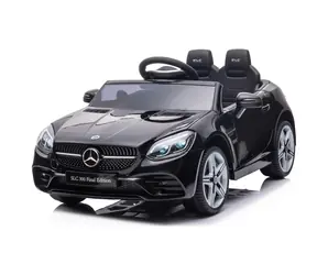 Buddy Toys Elektroauto Mercedes-Benz SLC schwarz / 2x30 W / Geschwindigkeit: 3-5 km/h / Zuladung: 30 kg